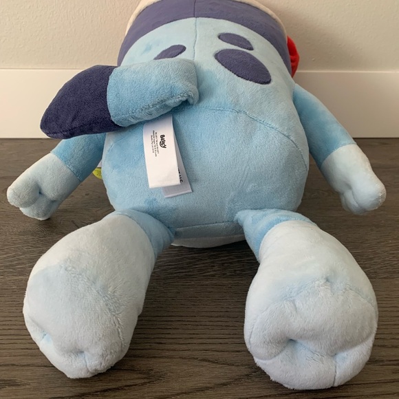 Animal Adventure Bluey with Santa Hat 20" Plush NWT - Picture 10 of 15
